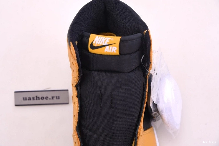 1 Jordan Black OG High Air 555088-701 Pollen Retro 0201